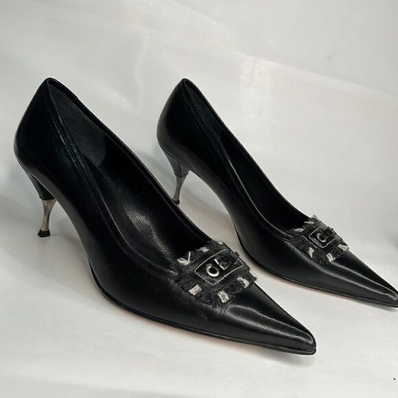 Vero Cuoio Shoes - Vero VE Black Leather Pumps with fringe buckle